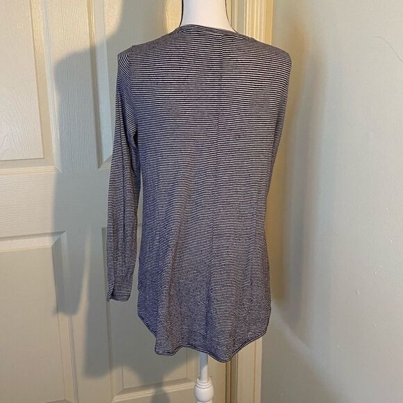 Loft, medium, blue/white striped long sleeve shirt - Picture 3 of 7